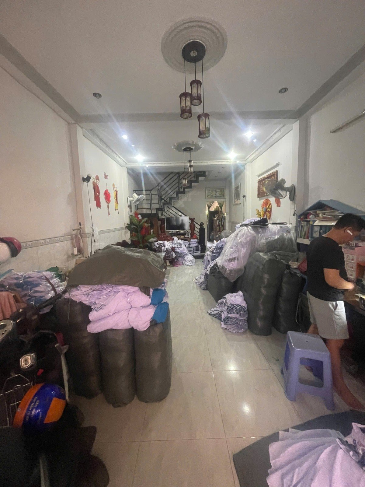 Nhà đẹp bán gấp 4 lầu, hẻm ô tô, đường Tân Sơn Nhì, Tân Phú, chỉ 6,5 tỷ TL