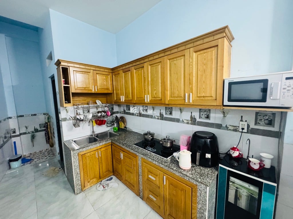 BÁN NHÀ VƯỜN LÀI 80M2 6.2 TỶ HẺM XE HƠI 3 TẦNG TÂN PHÚ