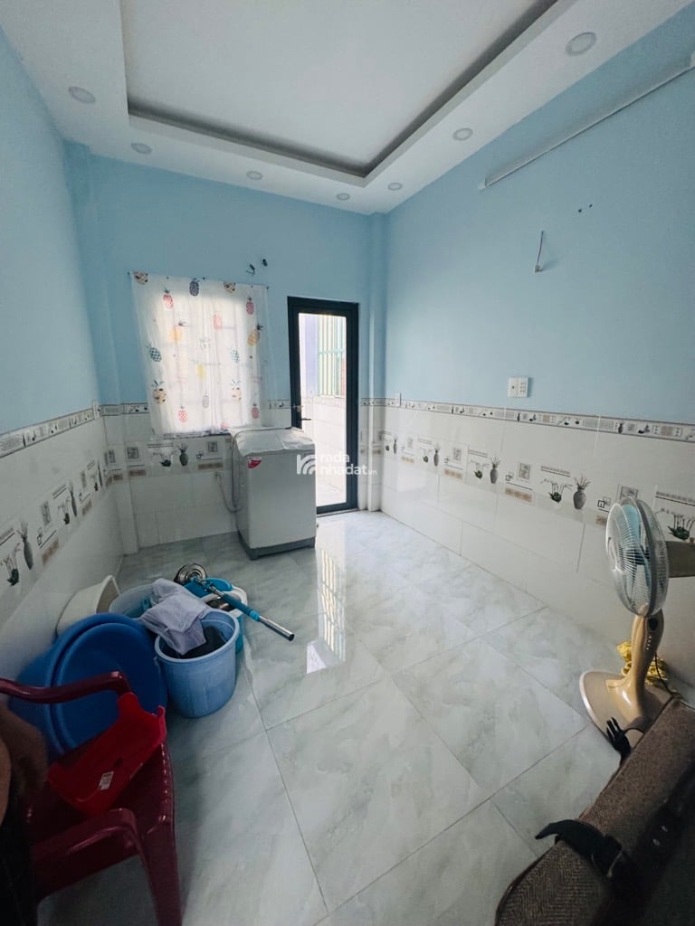 BÁN NHÀ VƯỜN LÀI 80M2 6.2 TỶ HẺM XE HƠI 3 TẦNG TÂN PHÚ