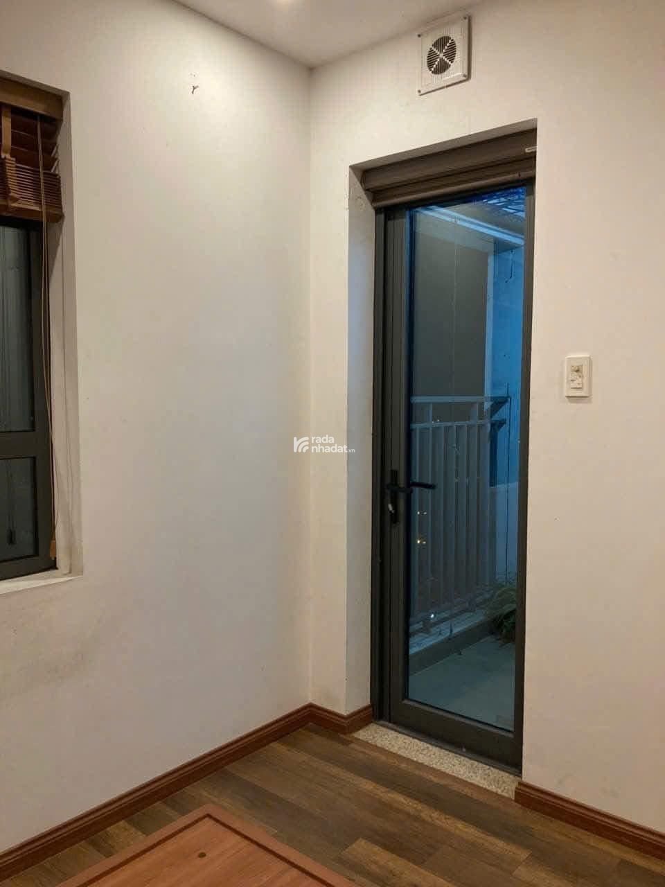 Cho thuê quỹ căn 2PN CC Hong Kong Tower tầng cao thoáng - LH: 0931 318 ***