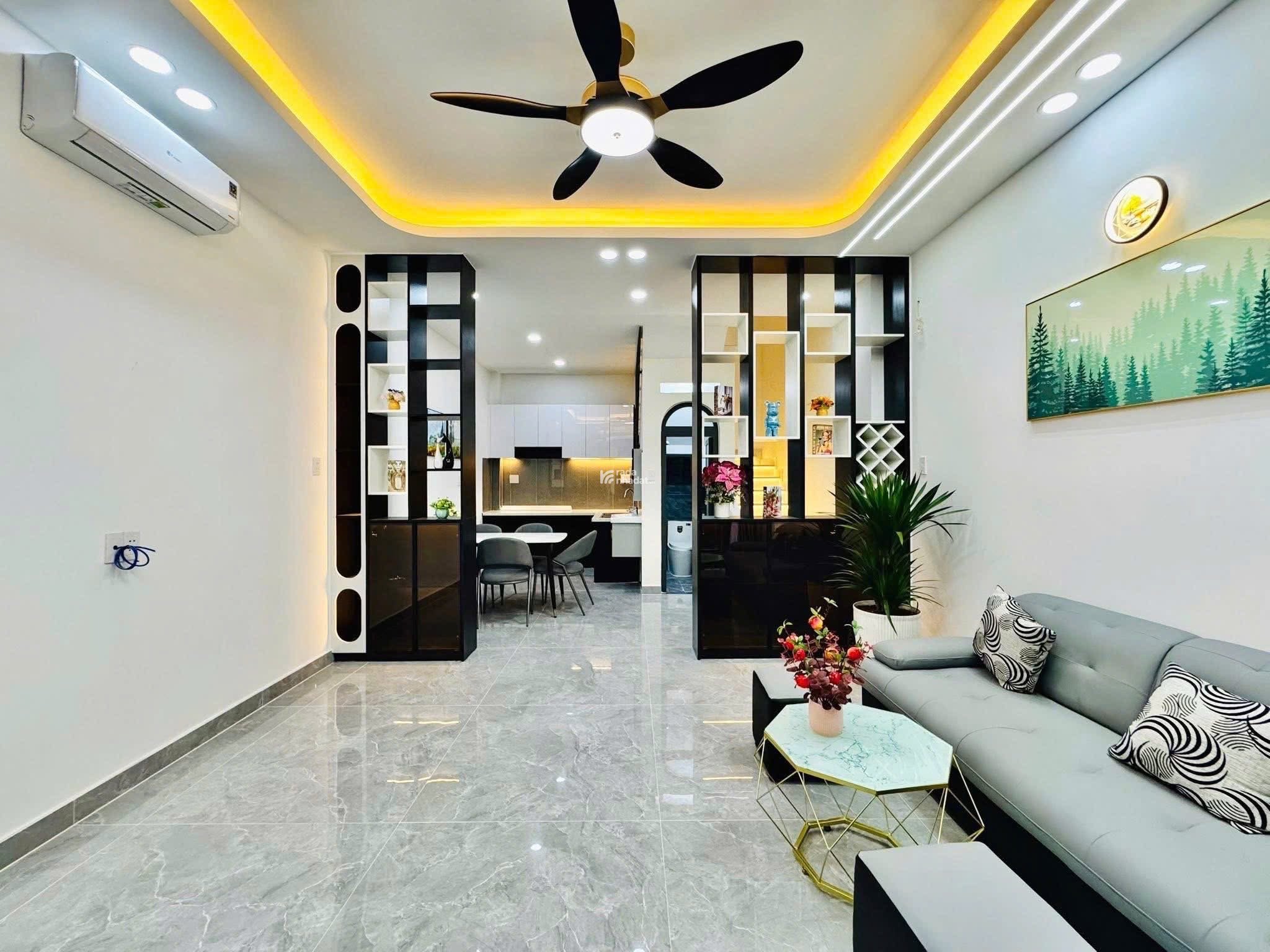 BÁN NHÀ KDC ĐỒNG BỘ - 4.4x10 - NHÀ MỚI FULL NỘI THẤT - CHỈ 5.850 TỶ TL