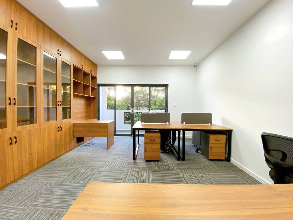 VỊ TRÍ KINH DOANH ĐỈNH - 2 MẶT HẺM XE HƠI - GIÁP Q.10 - NGAY LÝ THƯỜNG KIỆT - 6 TẦNG - 72M2