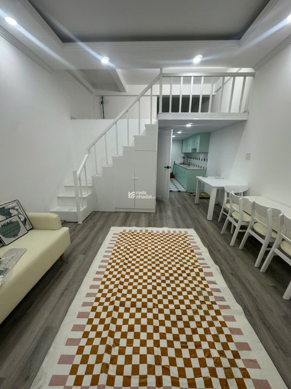 BÁN GẤP CĂN HỘ TRUNG TÂM CHỢ BẾN THÀNH 73 m2, 2PN chỉ 4,7 tỷ