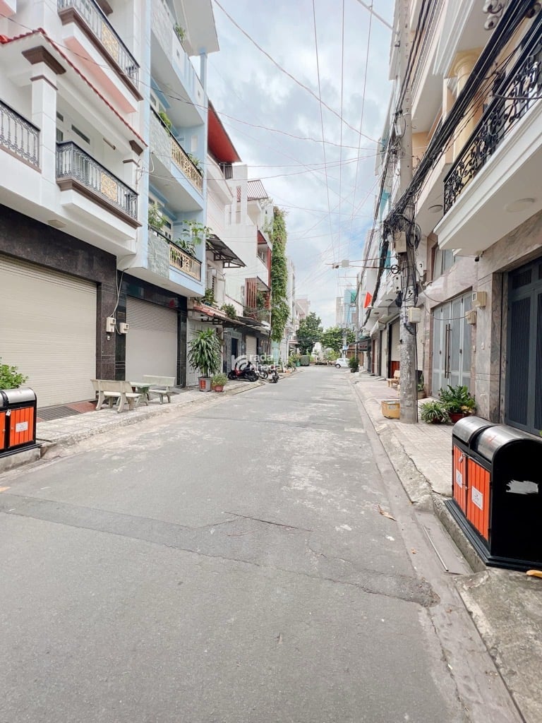 Nhà Gần Big C Trường Chinh 65  5 Tầng Chỉ 7 Tỷ Xíu (Rẻ Nhất)