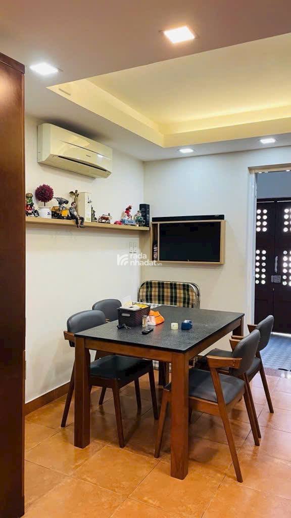 [BÌNH THẠNH] HẺM XE HƠI 1 TRỤC - XVNT - TẶNG TOÀN BỘ NỘI THẤT - 7.8 TỶ