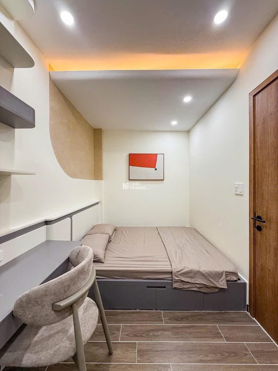 Cần bán gấp nhà đường Lam Sơn Phú Nhuận, 44m2 SHR hoàn công đủ giá 3 tỷ 650 TL