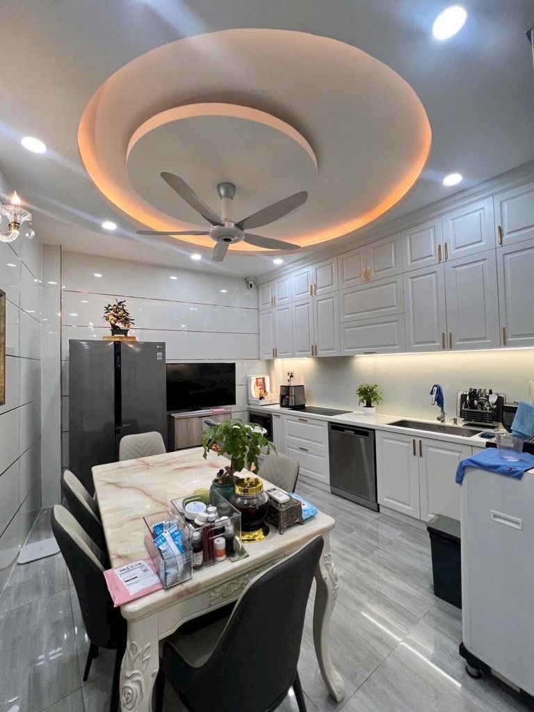 SIÊU PHẨM QUẬN 11 - HẺM XE TẢI THÔNG LẠC LONG QUÂN - 4 TẤNG - 4PN - GIÁP QUẬN 10