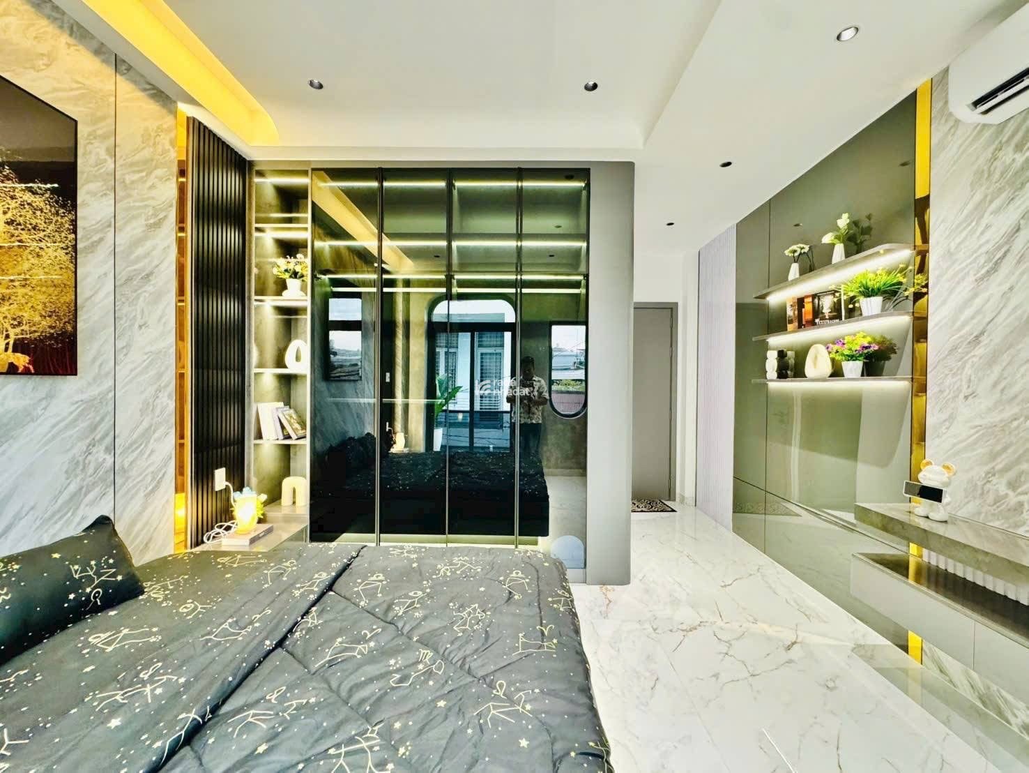 NHÀ ĐẸP XÂY MỚI - 3 TẦNG - HẺM XE HƠI - 4x12 - FULL NỘI THẤT - CHỈ 6.87 TỶ TL - DỌN VÀO Ở NGAY