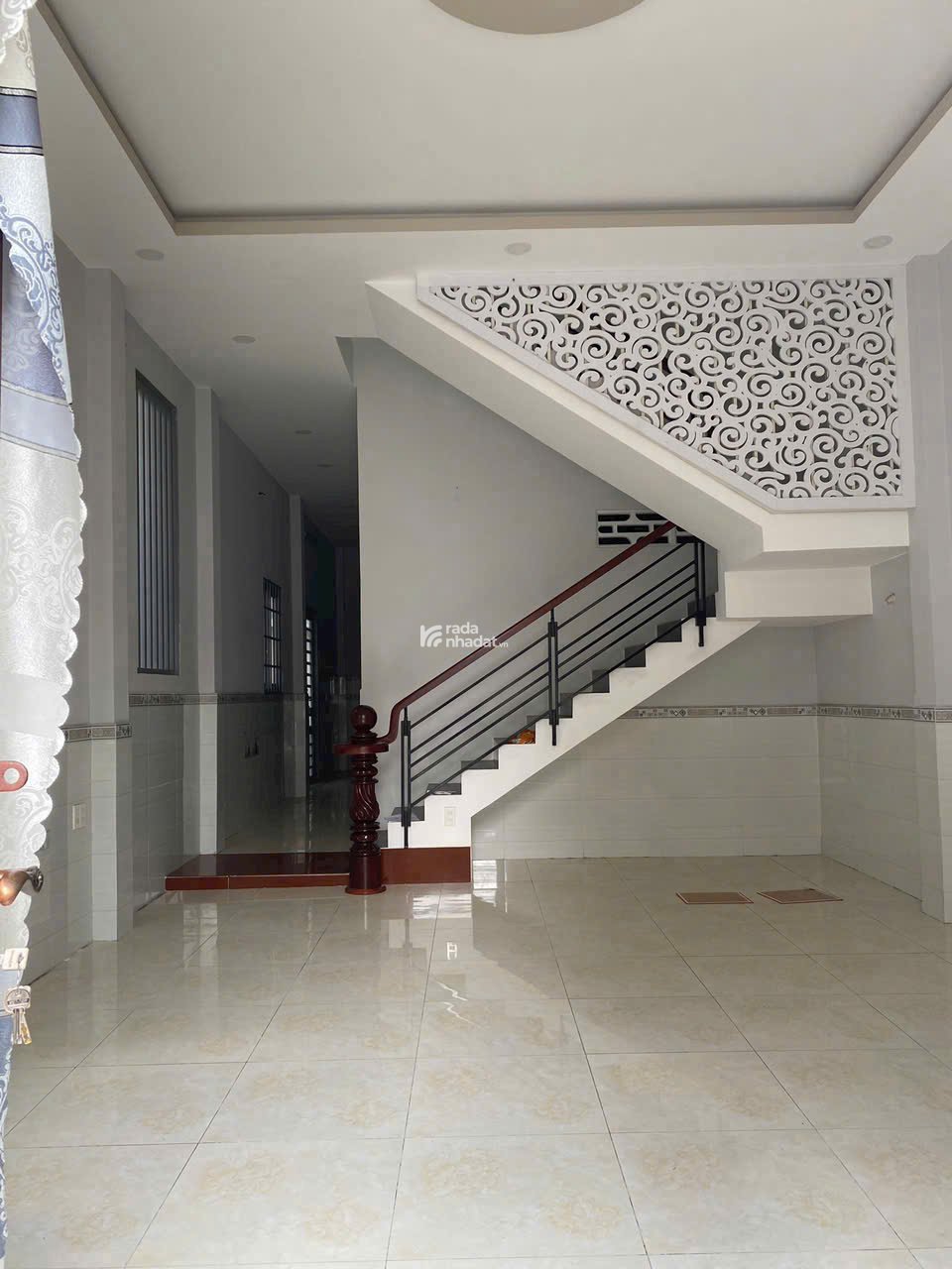 Nhà mặt tiền đường 85 Hiệp phú DT 117m, 3 tầng khu vip