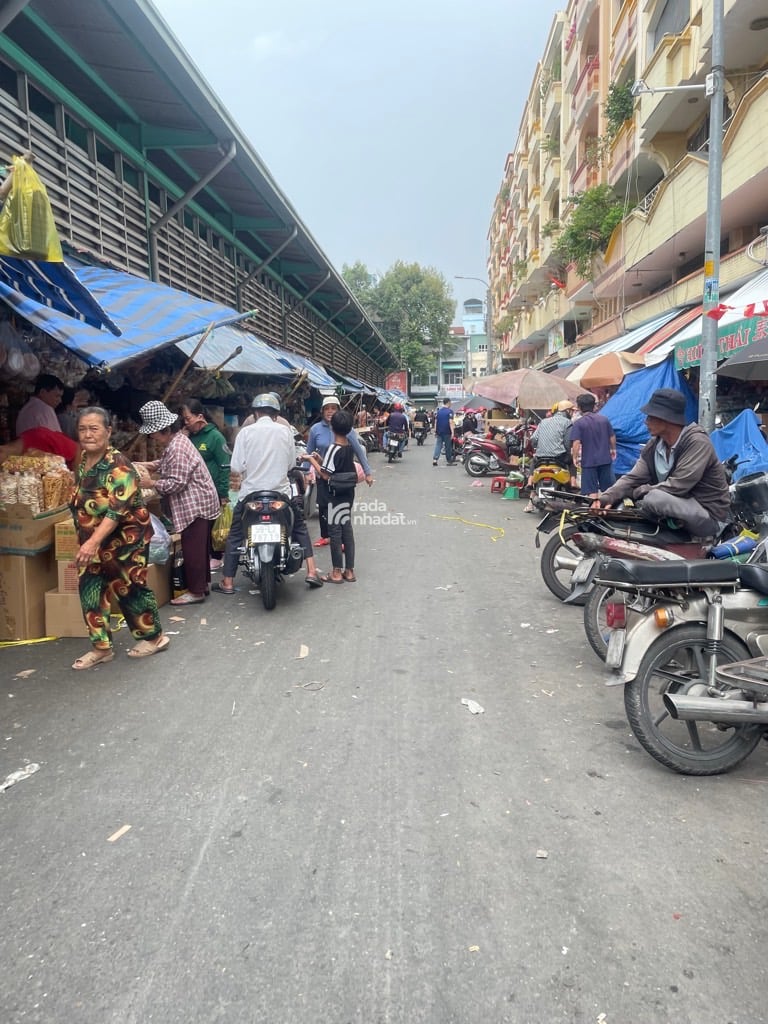 NGAY CHỢ BÌNH TÂY - CHỢ LỚN - TRẦN BÌNH-P.2- Q.6- DT: 4.8*24M- 72 TỶ 5