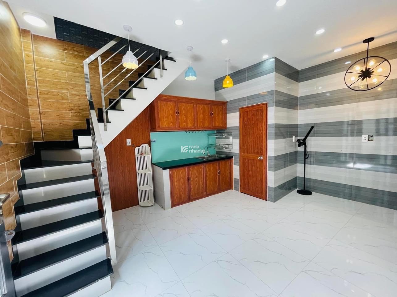 Bán gấp căn nhà hẻm giá 3tỷ890tr DT 20m2 Phạm Văn Chiêu Phường 14 Gò Vấp