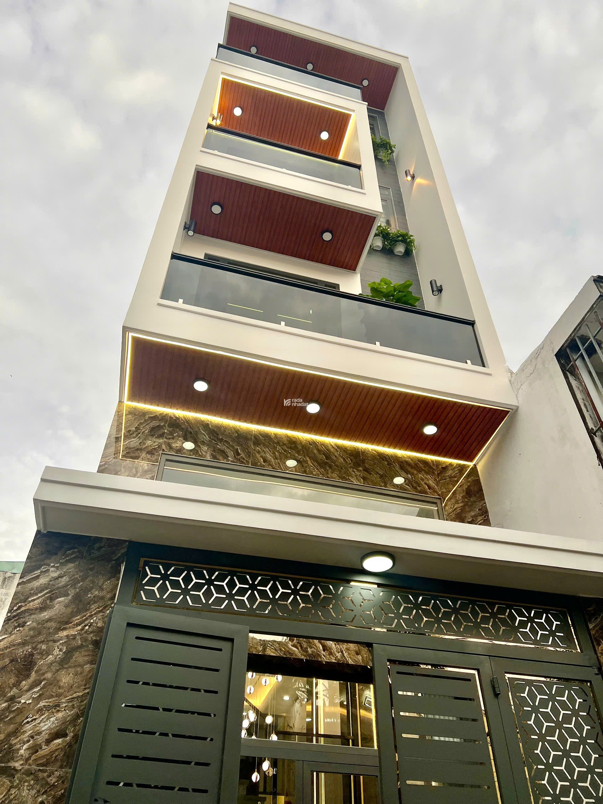 Bán nhà Hẻm xe hơi  48m 5 tầng_ SHR_ gần AOEN BÌNH TÂN,UBND,BV
