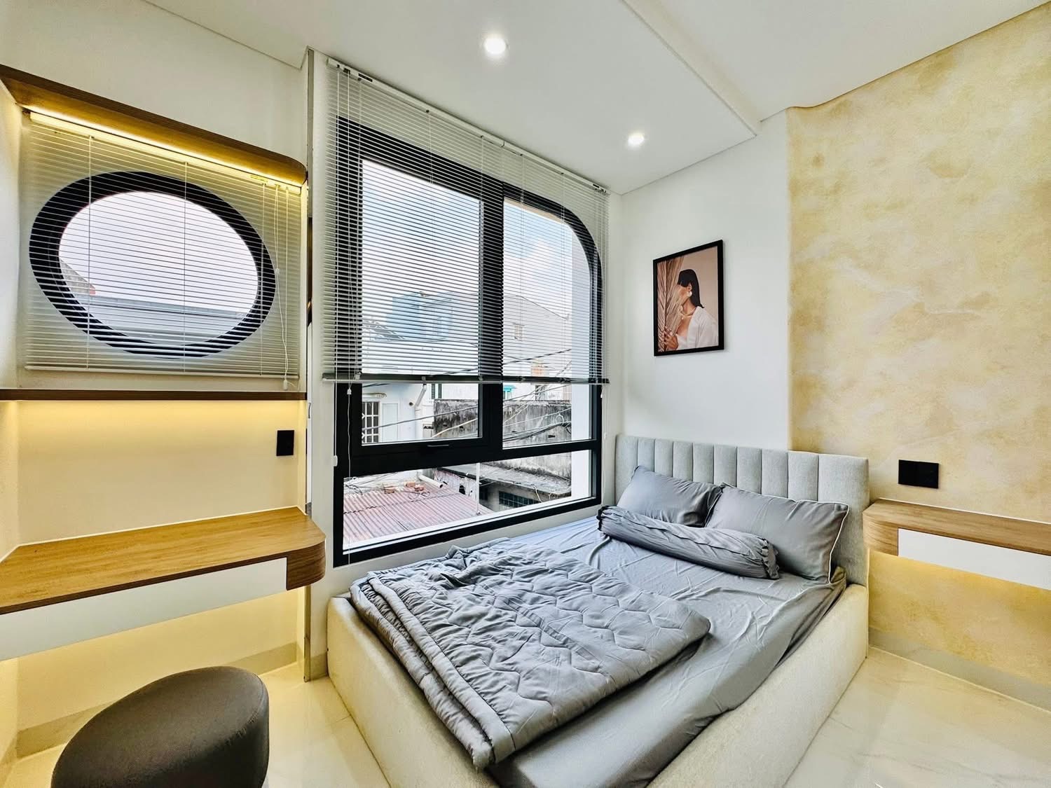 Siêu hot hẻm Oto , 3 Tỷ 600 , chính chủ gửi bán 3 PN Hậu Giang P12 Quận 6 , đầy đủ nội thất , SHR