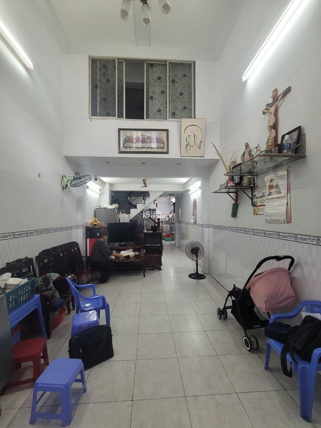 Rẻ , bán nhanh dịp lễ ngay ngã tư Bảy Hiền 60m2, 4 tầng, 3,5m X 15 m chỉ có 5,45 tỷ.