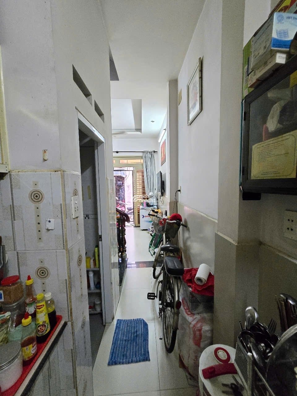 Bán nhà đường Nguyễn Văn Cừ Quận 1