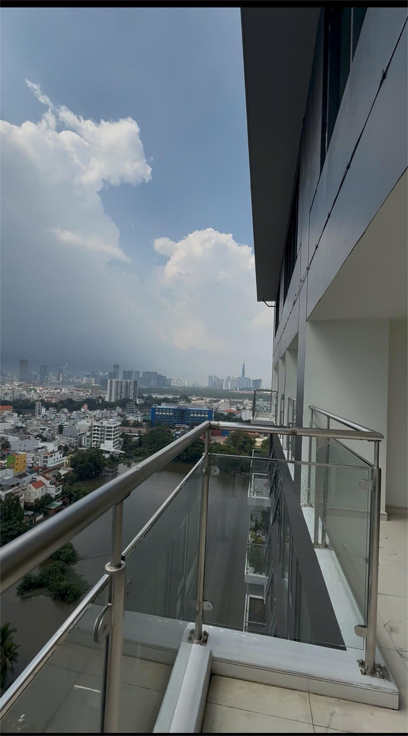 Ascent Lakeside Quận 7 , 3PN - 3WC , Sân Vườn Riêng Cực Rộng , Giá 18,2 Tỷ