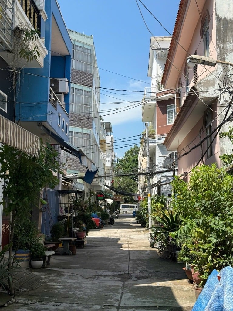 BÁN NHÀ ĐƯỜNG 2D AN LẠC 80M2 4PN 6.X TỶ HẺM XE TẢI VÀO TẬN NHÀ 80TR/M2