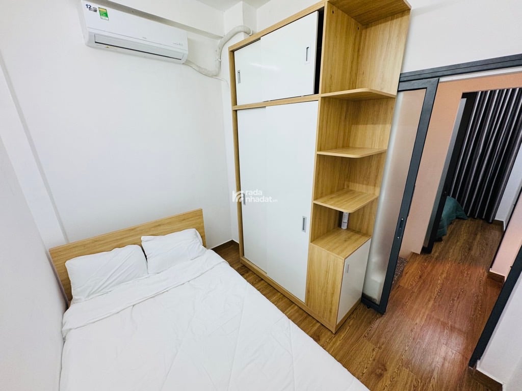 KHU PHAN XÍCH LONG VẠN KIẾP, PHÚ NHUẬN - 4 TẦNG, 3 PN, 3 WC - HẺM TRƯỚC NHÀ 5M - FULL NỘI THẤT