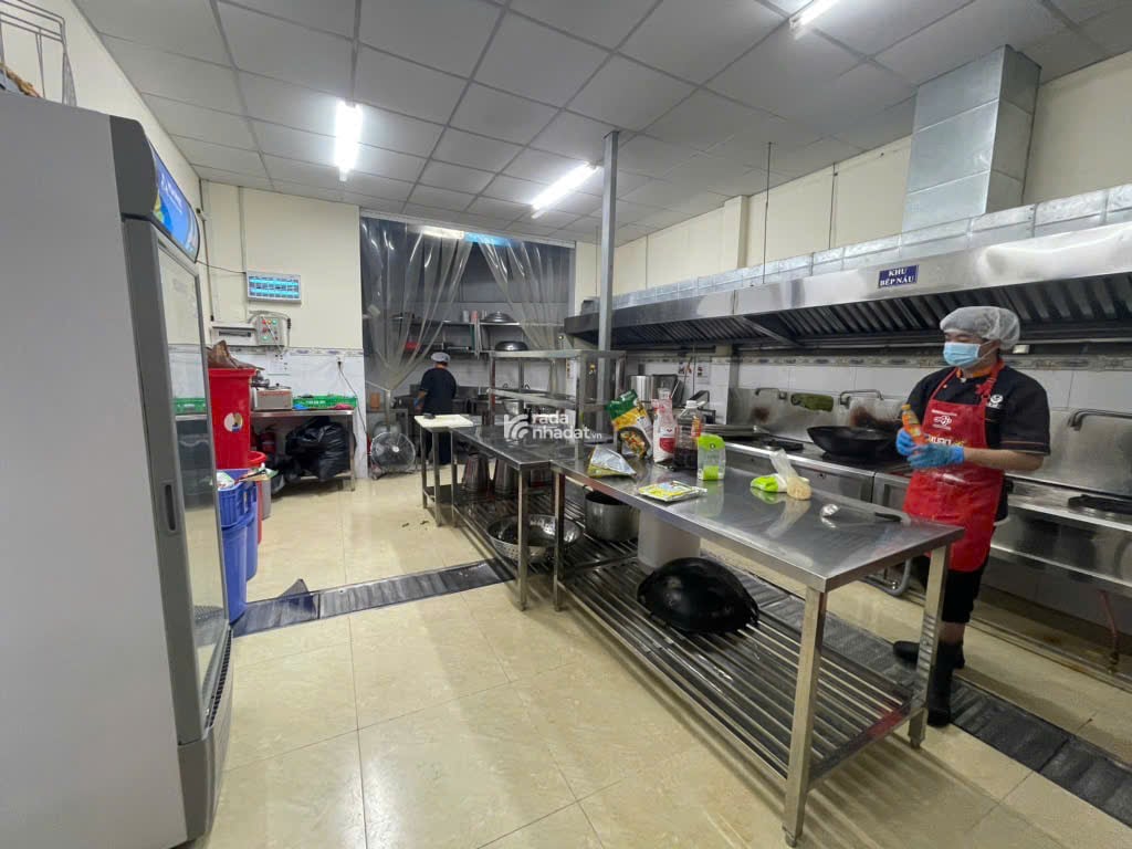 Mặt tiền KD sầm uất 25m Phạm Văn Bạch TB 190m2 ngang 5m gần chợ ga T3 GIÁ RẺ 23 tỷ. 