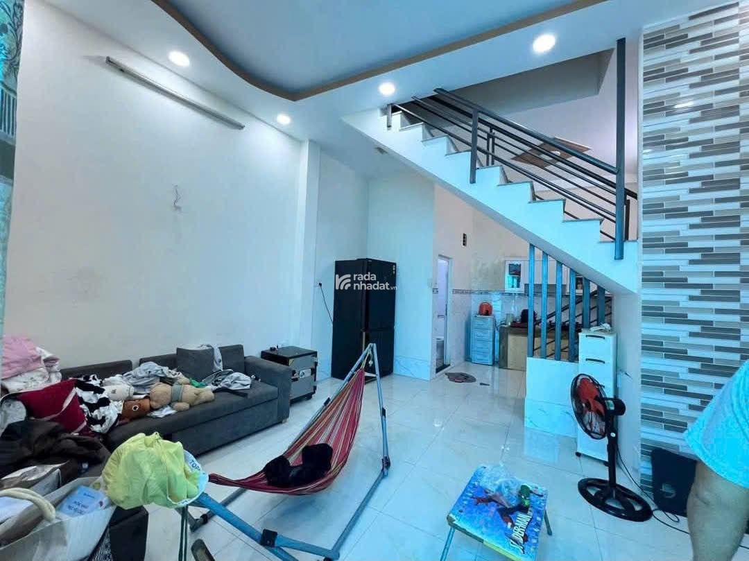 CHÚ QUANG CẦN BÁN GẤP NHÀ SHR QUẬN8 Đ.TẠ QUAN BỬU 65.M2 CÓ SÂN 1TỶ990 HΧΗ