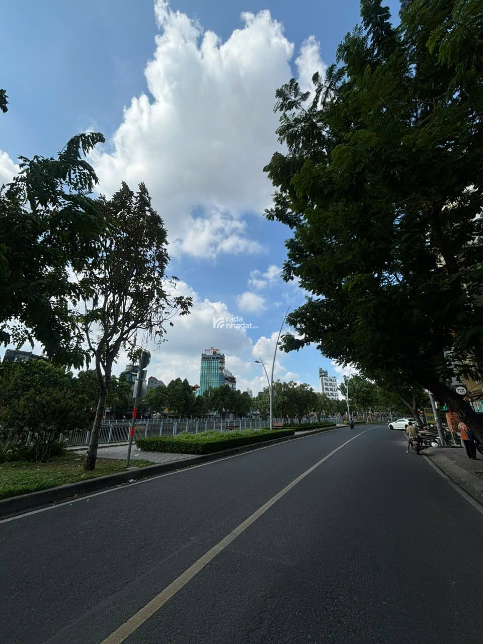 BÁN NHÀ 2 MẶT TIỀN HOÀNG SA , P.VÕ THỊ SÁU , Q 3 