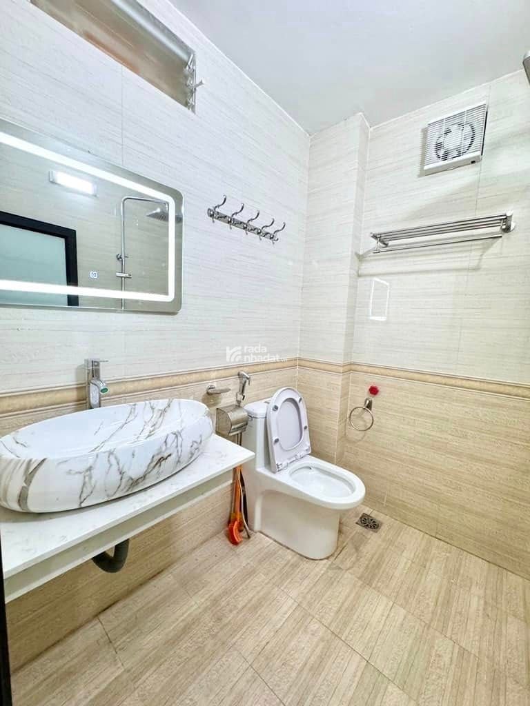 Bán căn góc 3 ngủ  1, tầng trung, view thoáng cầu Vĩnh Tuy, LH 0968 602 ***