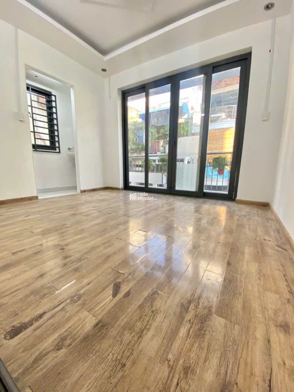 HOT: 2 MẶT TIỀN, ĐƯỜNG SỐ 4 - CƯ XÁ ĐÔ THÀNH , P.4, QUẬN 3