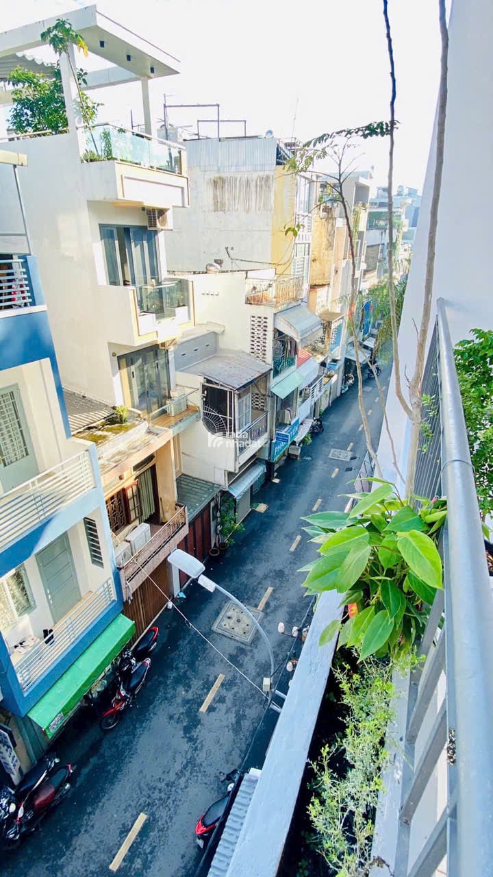 HOT: 2 MẶT TIỀN, ĐƯỜNG SỐ 4 - CƯ XÁ ĐÔ THÀNH , P.4, QUẬN 3