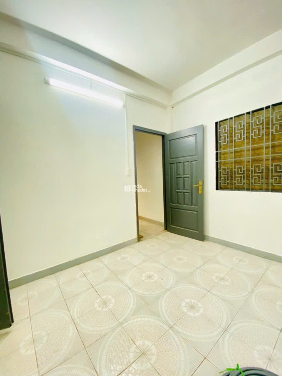 HOT: 2 MẶT TIỀN, ĐƯỜNG SỐ 4 - CƯ XÁ ĐÔ THÀNH , P.4, QUẬN 3