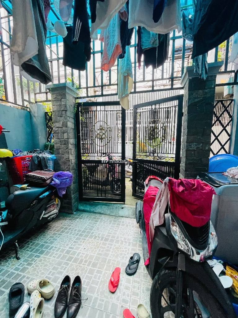 NGÃ TƯ 4 XÃ- THOẠI NGỌC HẦU - PHÚ THẠNH  TÂN PHÚ DT: 4*14M- 4 TỶ 8