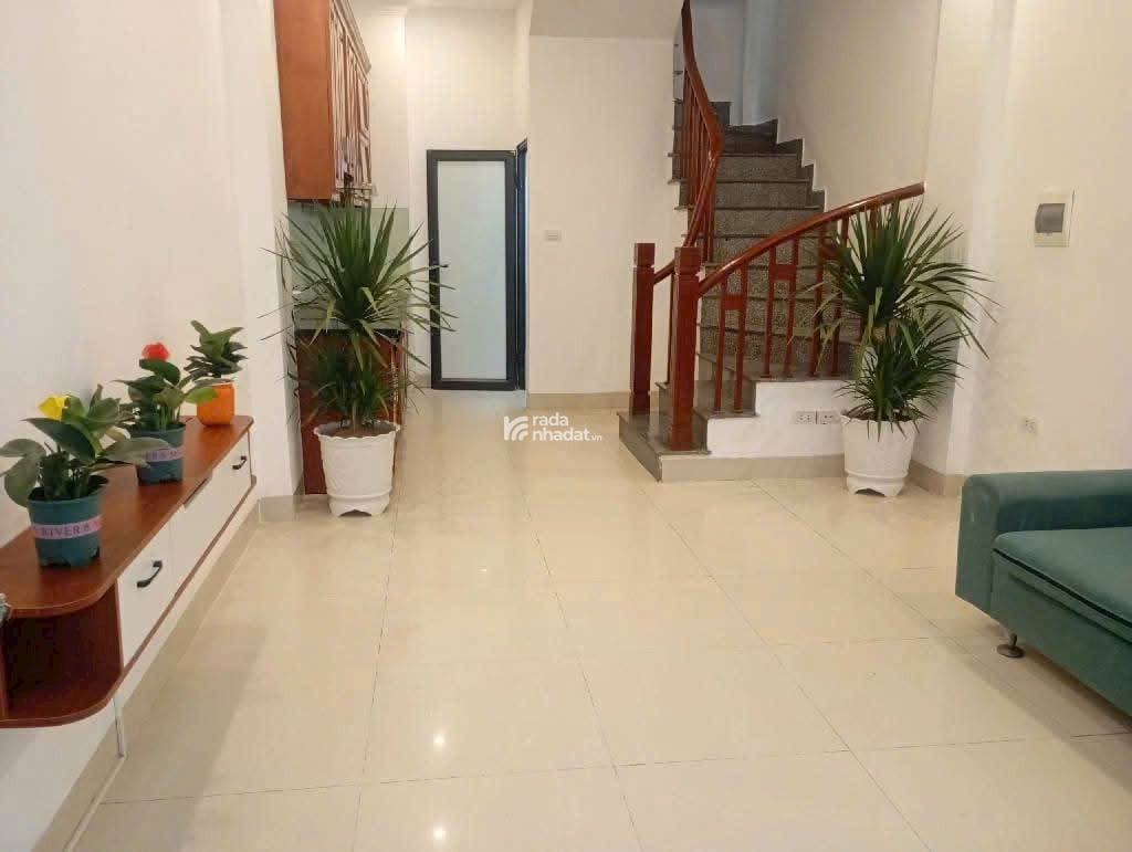 NGÔI NHÀ NHỎ DÀNH CHO GIA ĐÌNH THÂN YÊU CỦA BẠN THẠCH BÀN -LONG BIÊN 