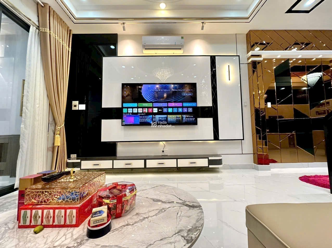 11.9tỷ Chỉ còn 1 căn duy nhất! Nhà đẹp Hẻm vip DT(3.9x12m) sát vạn hạnh mall P12 Q10