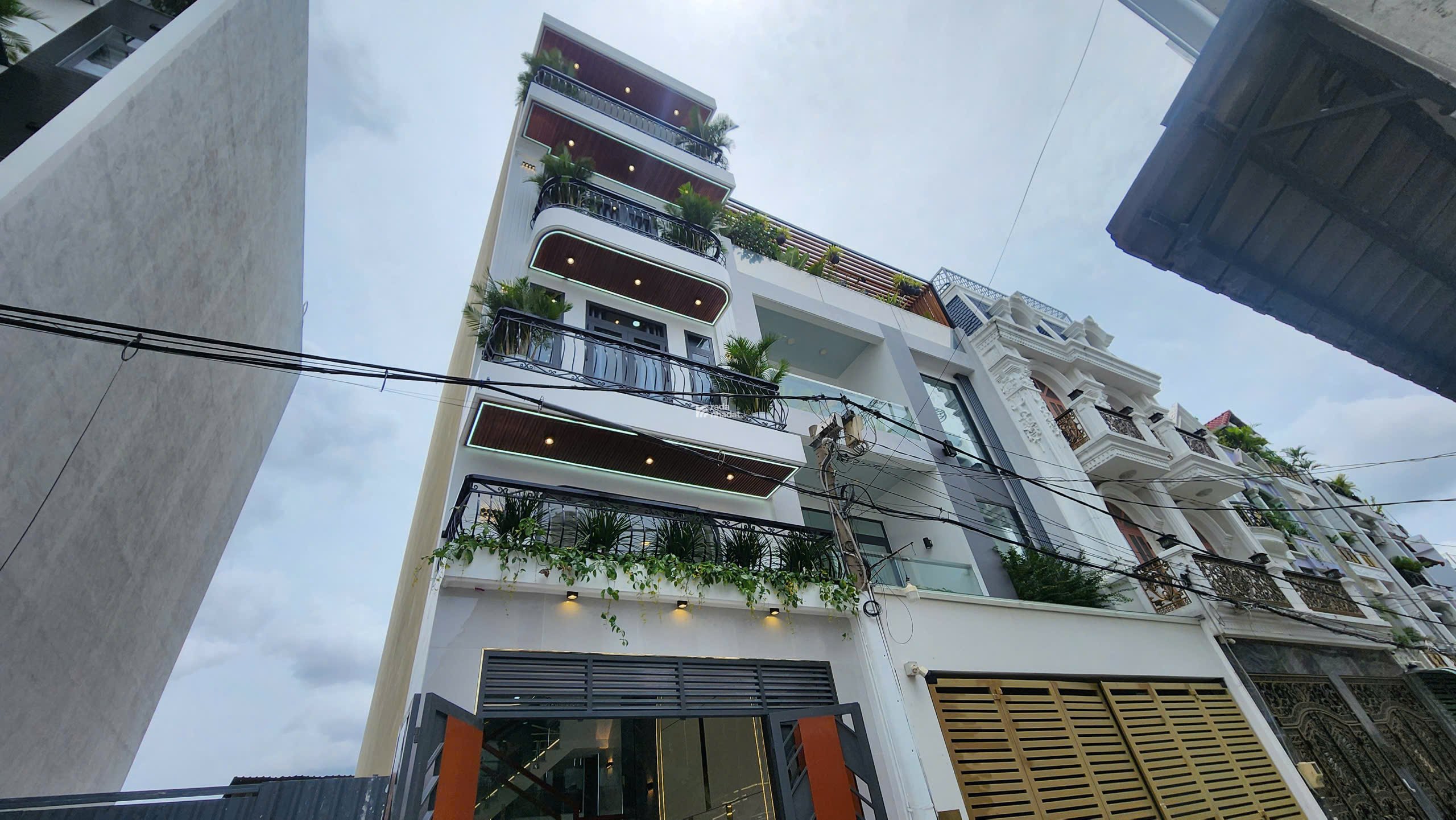 NHÀ PHỐ 4 TẦNG DƯƠNG THỊ MƯỜI - TRUNG MỸ TÂY - QUẬN 12 - 4 TỶ NHẬN NHÀ