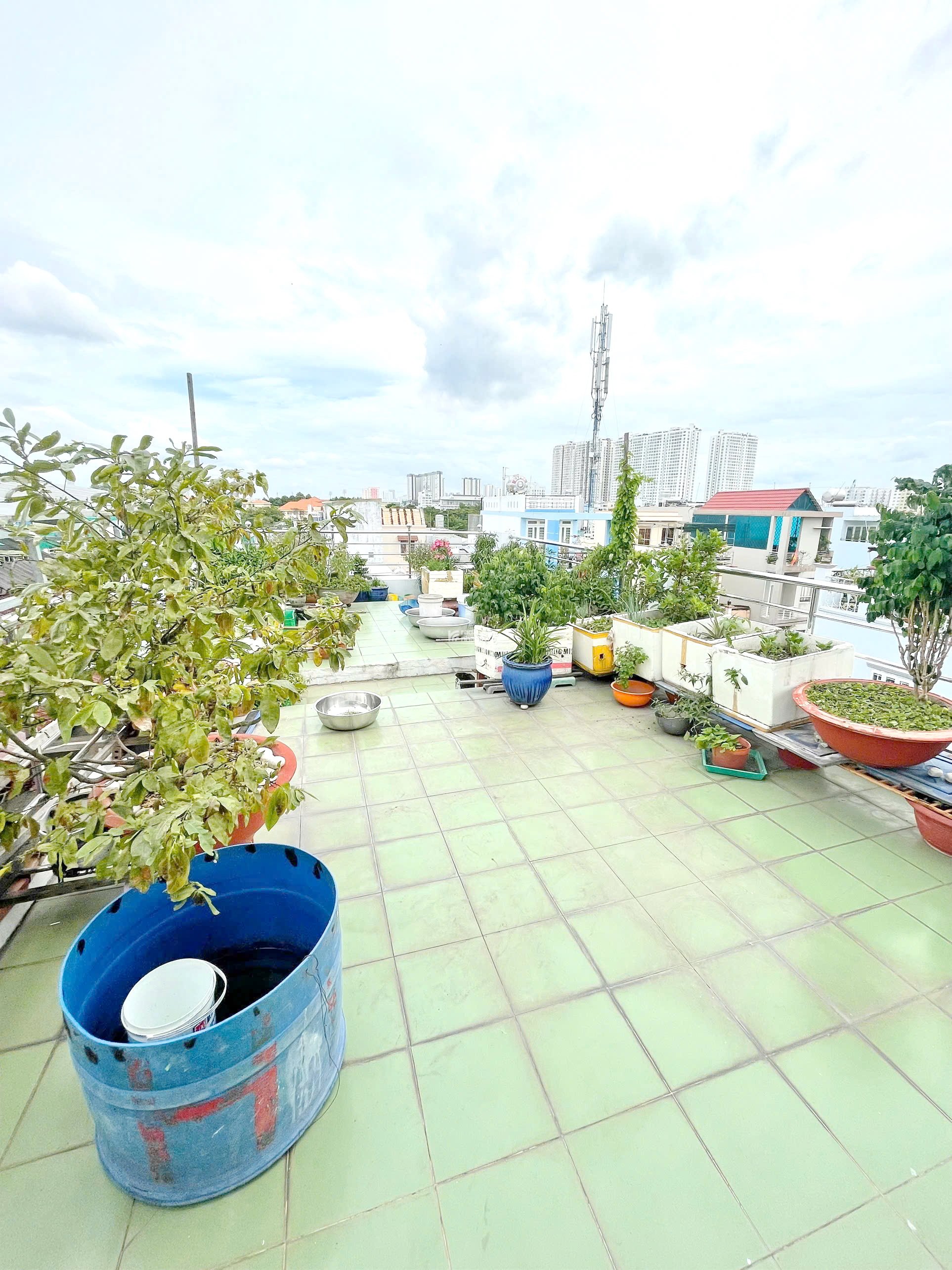 Bán nhà 2 lầu mặt tiền KD đường Bông Sao P.Bình Đông Quận 8