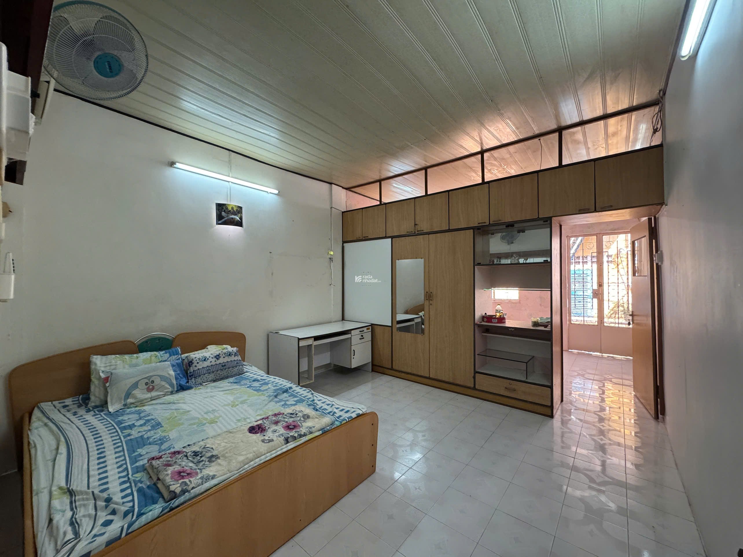 Cho thuê nhà nguyên căn Lê Văn Sỹ, khu vực trung tâm, nhà sạch sẽ, an ninh, dân trí cao.