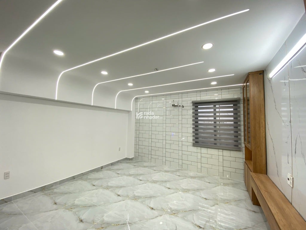CHDV TÂN PHÚ – NGAY ĐẦM SEN – 3 TẦNG – DOANH THU 20TR/TH – HƠN 7 TỶ 