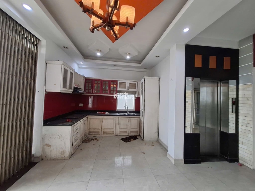 NGAY THE GARDEN TÂN KỲ TÂN QUÝ, TÂN PHÚ, CHUẨN 6.5M NGANG HIẾM CÓ. GIẢM 450TR CHỈ 18T TL TỐT