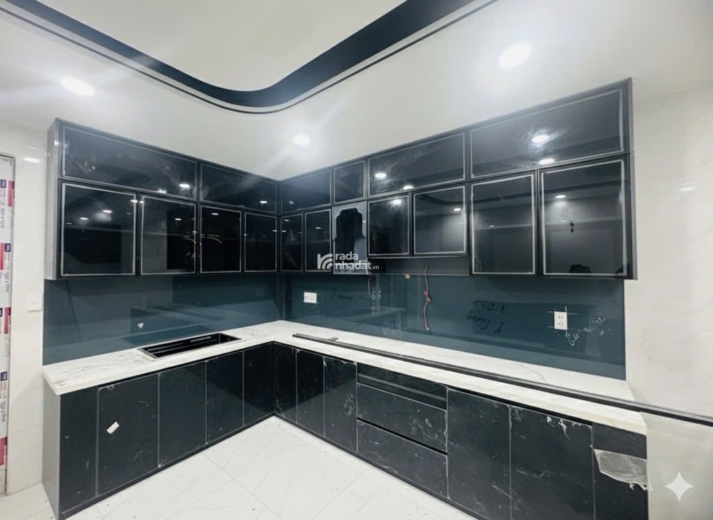 TÂN HOÀ ĐÔNG - NHÀ ĐẸP 5 TẦNG - CÓ THANG MÁY - TẶNG FULL NỘI THẤT