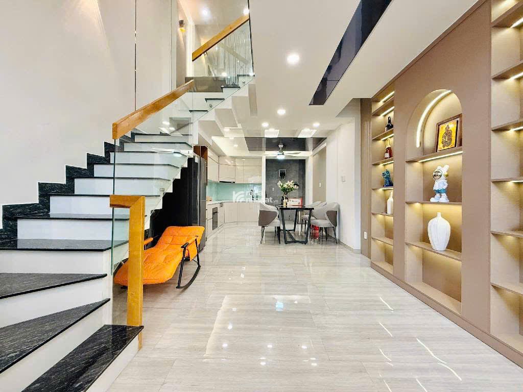 Nhà Phố 4 Tầng Xe Lexus  Để Trong Nhà -Lê Đức Thọ -P13-Q Gò Vấp