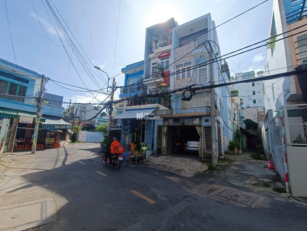 GẦN Q11, MTKD LÝ THÁNH TÔNG, TÂN PHÚ, 60M2 HIẾM CÓ. GIẢM 550TR CHỈ CÒN 20.5T TL TỐT