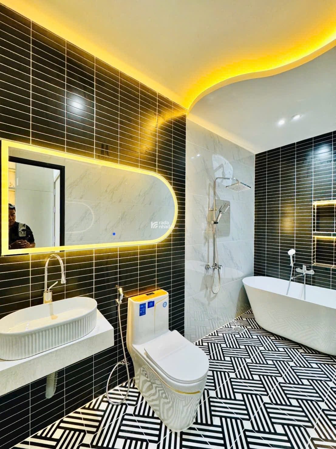 Chủ nhà rao giá ngộp 4tỷ250tr, DT 59m2, Nguyễn Xí, P.26, Bình Thạnh, Sổ Hồng Riêng