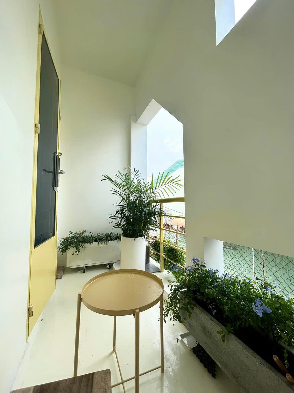 Cho thuê nhà nguyên căn sau lưng Đại Học Luật TPHCM,sát bên Fatima đối diện chợ Bình Triệu