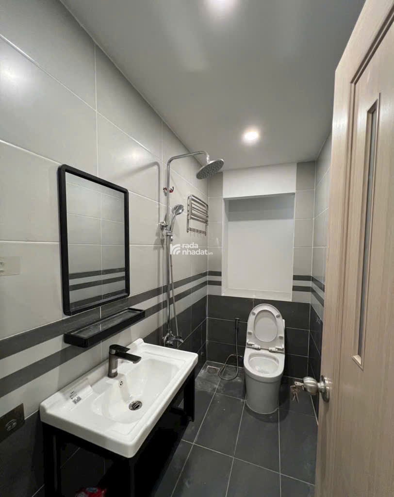56.7m2 - Giá 4.9 tỷ - Ngang 5m - Cầu Phú Xuân hẻm Huỳnh Tấn Phát, Q7