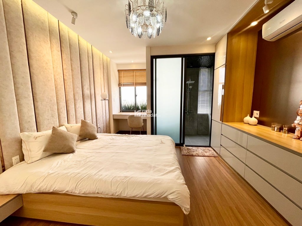 Bán nhà xây mới thiết kế hiện đại chuẩn châu âu, 4 tầng siêu đẹp, full nội thất cao cấp