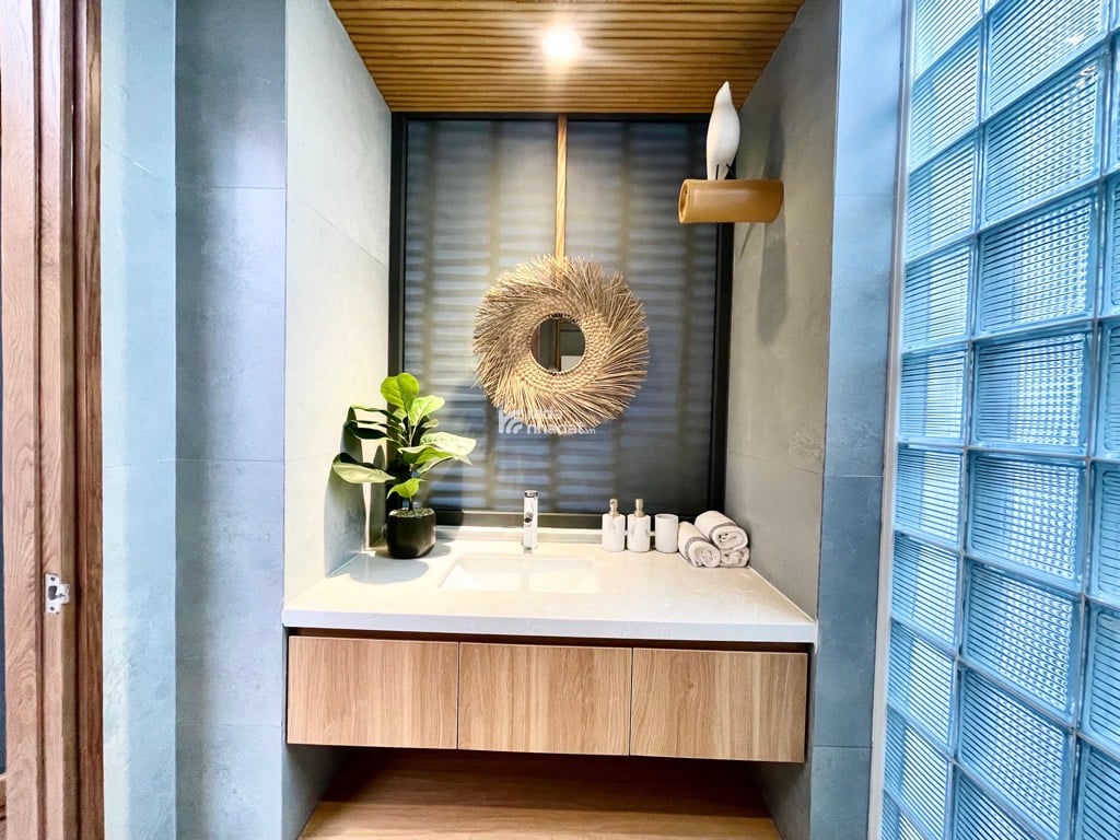 Bán nhà xây mới thiết kế hiện đại chuẩn châu âu, 4 tầng siêu đẹp, full nội thất cao cấp