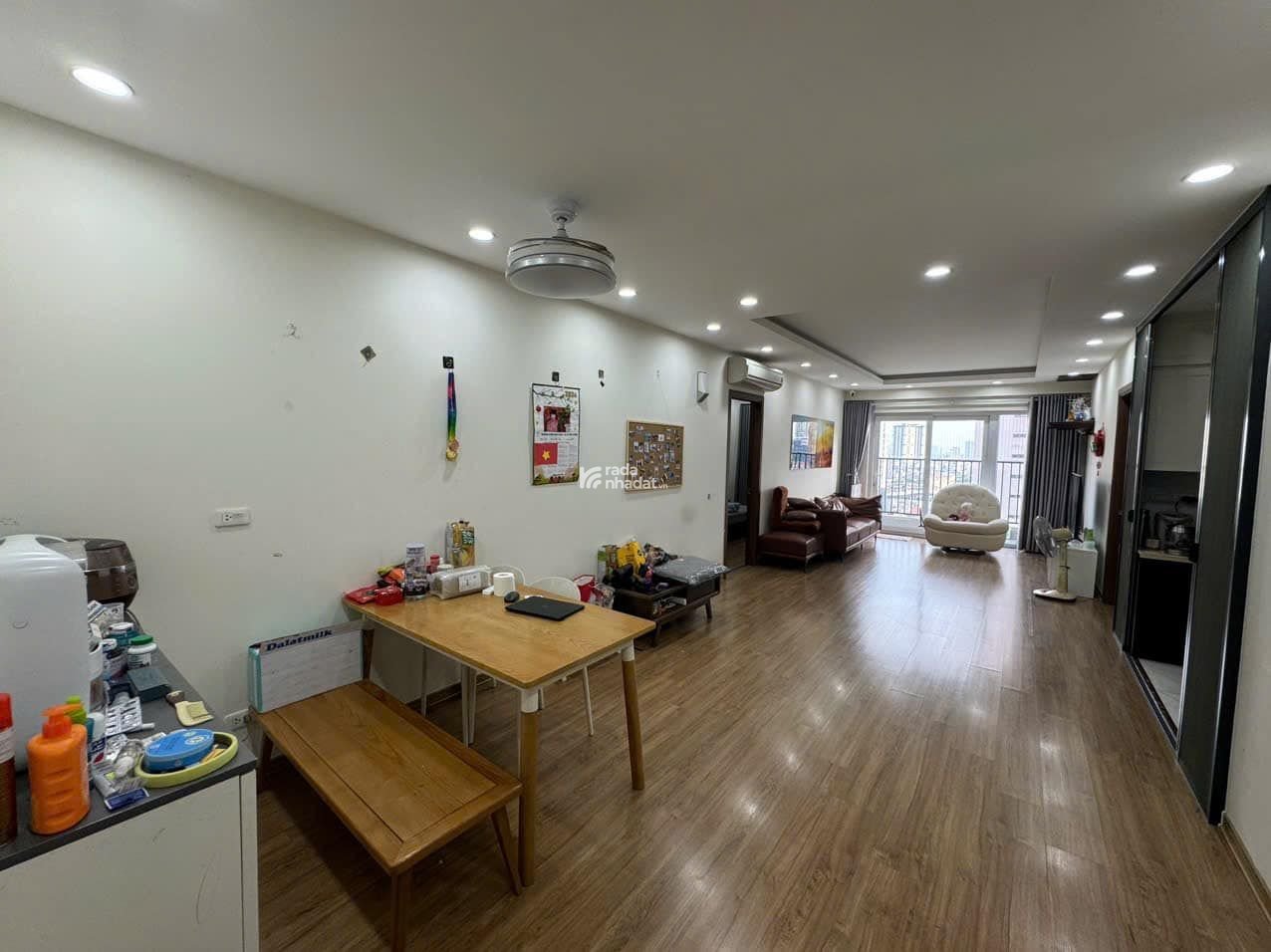 Cực rẻ! Chỉ 15tr/th căn hộ Hà Nội Center Point 27 Lê Văn Lương, 2PN đầy đủ đồ, căn góc, vào ở ngay