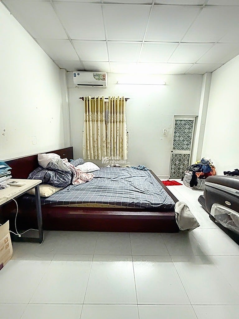 Bán nhà gần gò dầu  phùng chí kiên tân phú