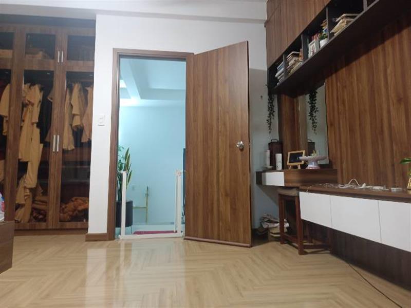 Nhà 4 tầng 120m2(6x20)-gần KDC Tên Lửa-giá 10.9 tỷ