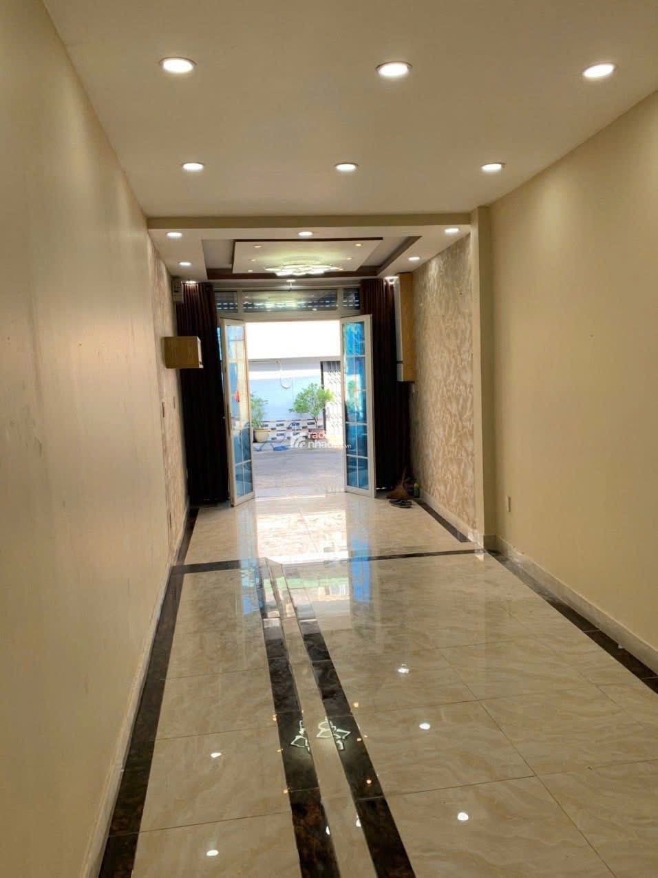 Chính chủ cần cho thuê nhà mặt tiền đường số 04 Tân Kiểng Quận 7