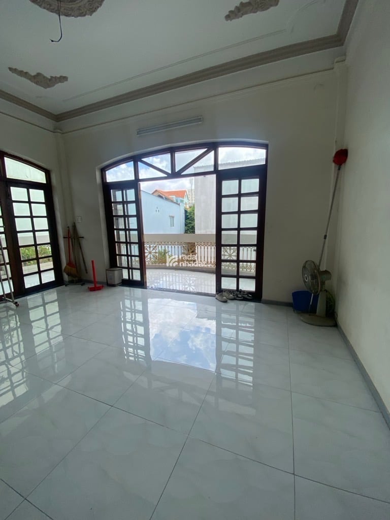 BIỆT THỰ ĐẲNG CẤP MẶT TIỀN CỐNG LỞ PHAN HUY ÍCH -TÂN BÌNH- DT:6.5/18*34M- 452M2- 3 TẦNG- 45 TỶ